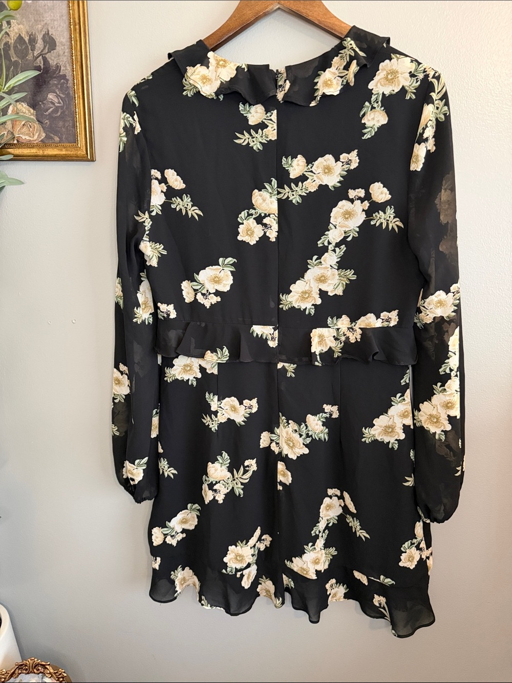 Bardot Floral Ruffle Long Sleeve Mini Dress Black Cream US 10 Large - Picture 6 of 10
